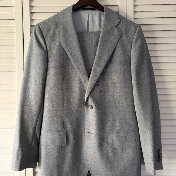 Suitsupply Lazio Light Grey Wool Suit - 40R - Picture 1 of 5